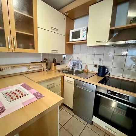 Apartman In 41871 *