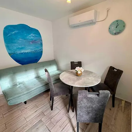 In 41871 Apartman *